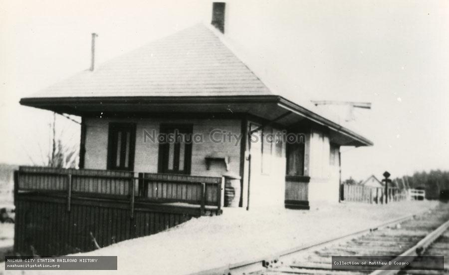 Postcard: New Haven Railroad Station, Eastondale, Massachusetts